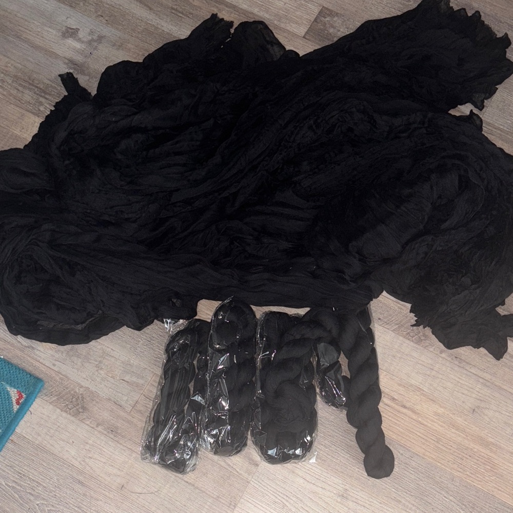Cheese cloth Black Runners. 16 pieces